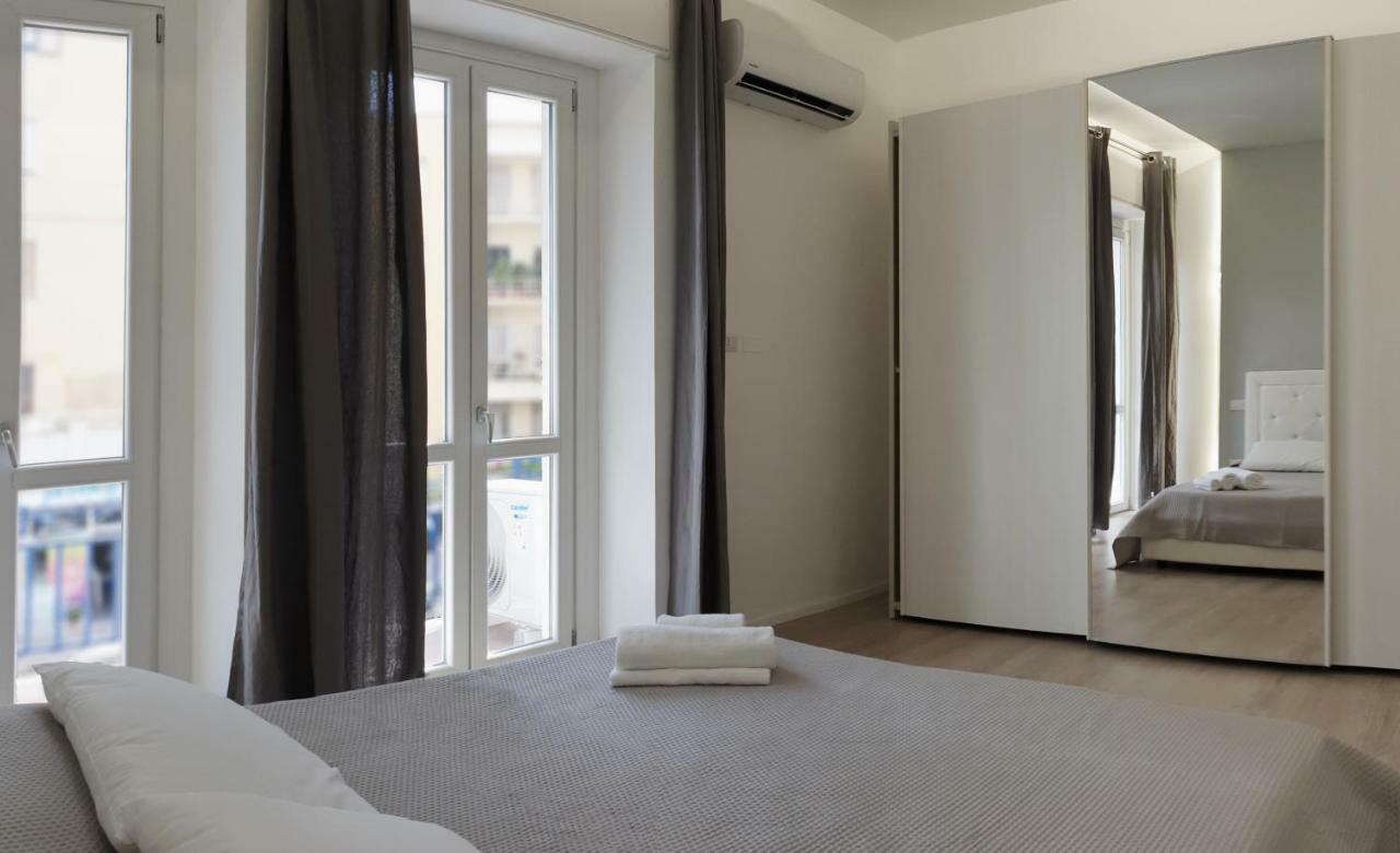Space Apartment カリアリ 部屋 写真